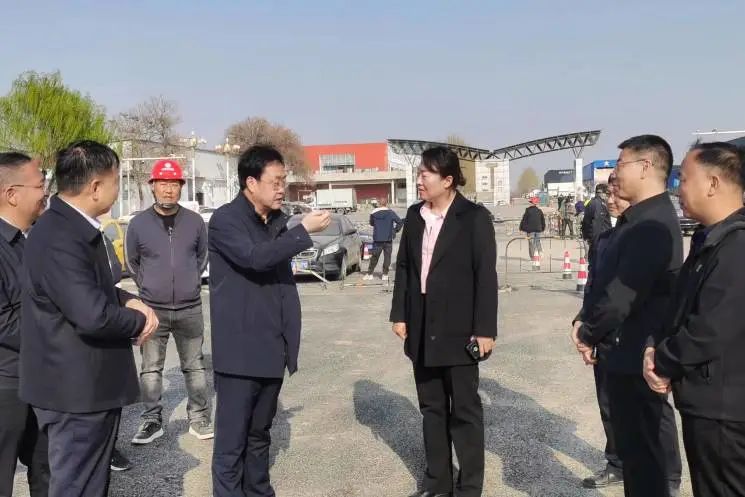 交投集團、鹿泉區領導調度石家莊國際農產品批發交易中心項目建設