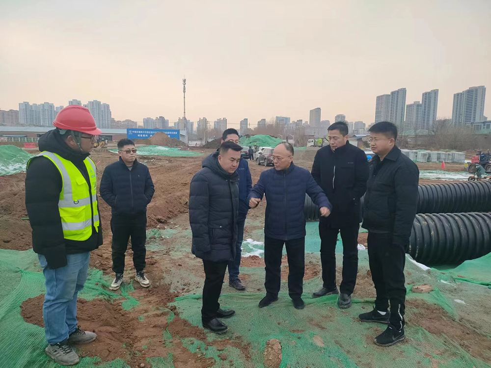 交投集團領導到復興大街及北三環市政化改造項目調度指導工作